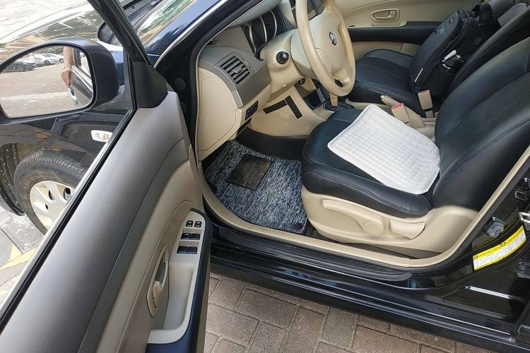 Used Nissan Sylphy 2012 Classic 1.6XE Automatic Comfort Edition
