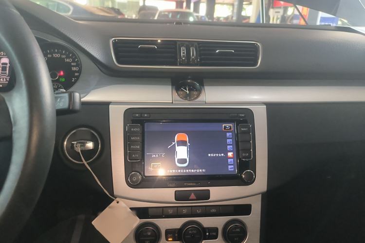 Used Volkswagen Magotan 2015 1.8TSI Advanced Model
