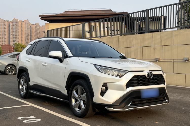 Used Toyota RAV4 2021 2.0L CVT 4x4 Style PLUS Edition
