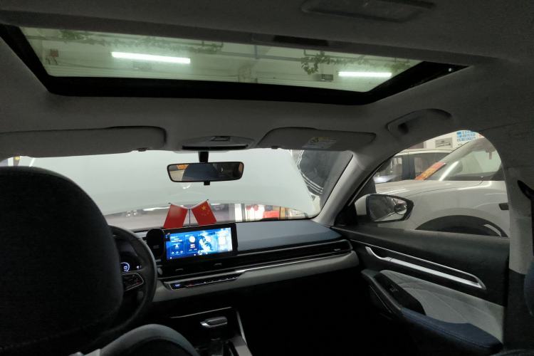 Used Geely Auto Emgrand 2022 4th Generation 1.5L CVT Flagship Model
