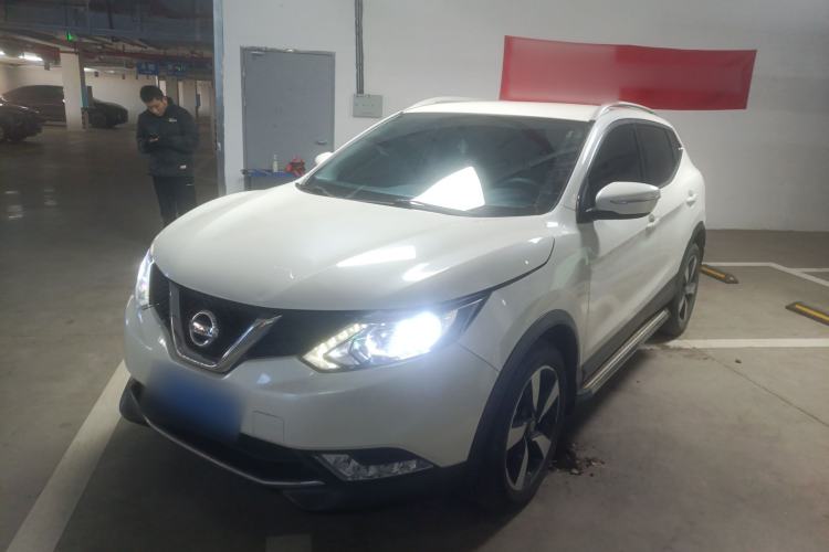 Used Nissan Qashqai 2017 2.0L CVT Smart Enjoyment Version China VI Standard