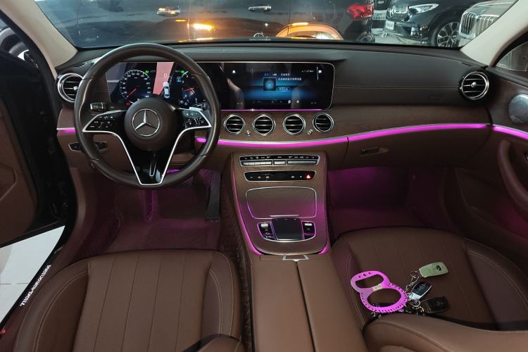 Used Mercedes-Benz E-Class 2023 Updated E 300 L Fashion Edition
