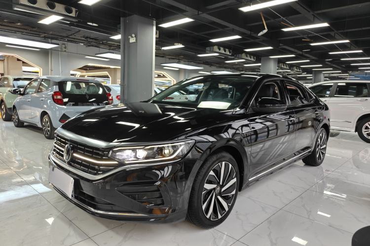 Used Volkswagen Passat 2023 330TSI Luxury Edition
