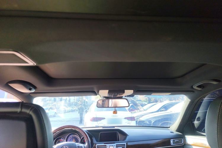 Used Mercedes-Benz E-Class 2014 E 260 L
