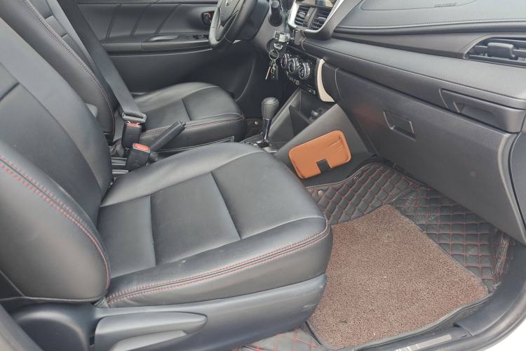 Used Toyota YARiS L 2019 1.5E CVT Dynamic Edition China VI compliant
