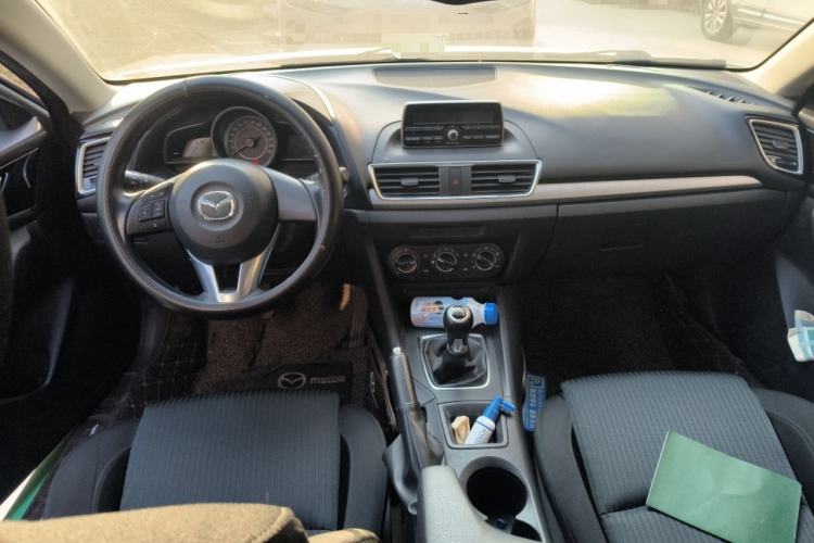 Used Mazda Mazda 3 Axela 2016 Sedan 1.5L Manual Comfort Model
