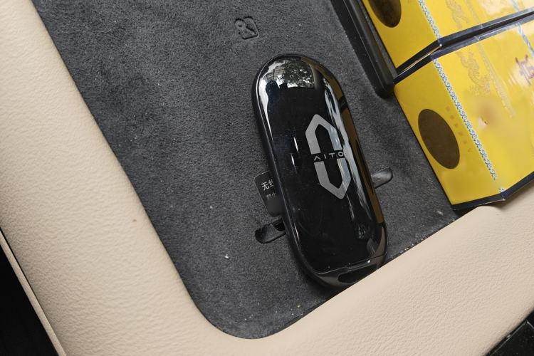 Used Hima AITO M7 2024 1.5T Intelligent Driving Rear-Drive Max Edition 5 Seats
