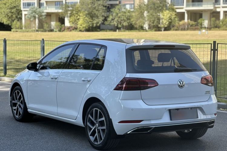 Used Volkswagen Golf 2018 230TSI Automatic Luxury Version