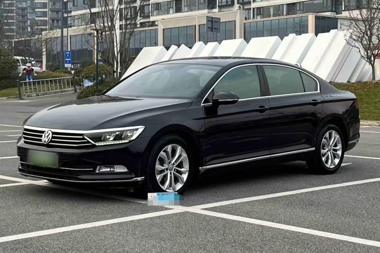 Used Volkswagen Magotan 2018 330TSI DSG Luxury Model