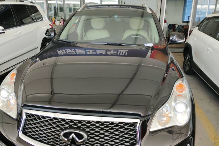 Used Infiniti QX50 2015 2.5L Comfort Edition
