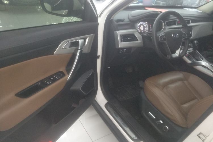 Used Geely Auto Emgrand X7 Sport 2016 1.8TD Automatic ZhiZun Version
