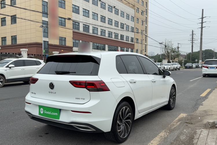 Used Volkswagen Golf 2023 Facelift 280TSI DSG Pro
