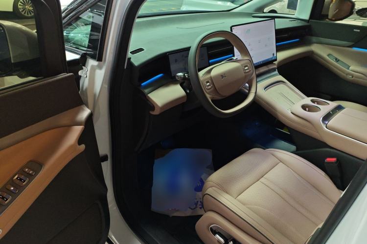 Used XPeng X9 2025 740 Ultra-Long Range Max
