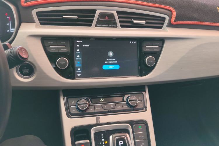 Used Geely Auto Emgrand X7 Sport 2020 1.8TD DCT Two-Wheel Drive Smart Connect 4G-Enabled Version
