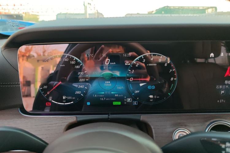 Used Mercedes-Benz E-Class New Energy 2022 Facelift E 350 e L Plug-in Hybrid Sedan
