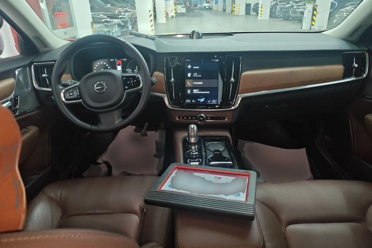 Used Volvo S90 New Energy 2019 T8 e-Drive Hybrid Intelligent Luxury Version China VI Standard
