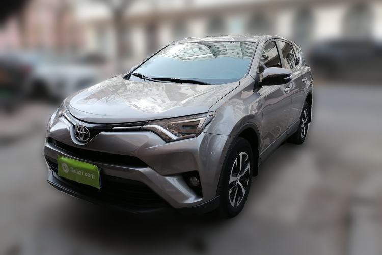 Used Toyota RAV4 2019 2.0L CVT Two-Wheel Drive Pioneer Edition China V Standard