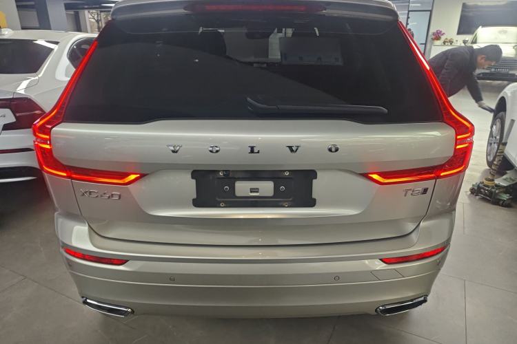 Used Volvo XC60 2019 T5 4x4 Zhiyuan Edition China VI Standard
