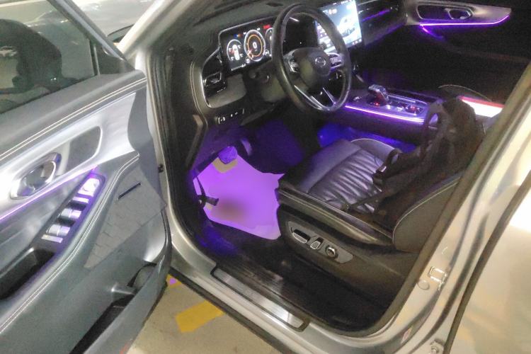 Used GAC Trumpchi GS8 2022 Linghang Series 2.0 TGDI Two-Wheel-Drive Luxury Smart Connectivity Version (7 Seats)