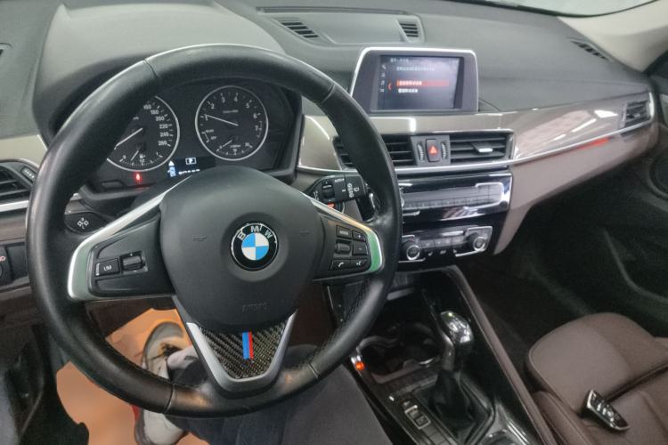 Used BMW X1 2018 sDrive18Li Luxury Model
