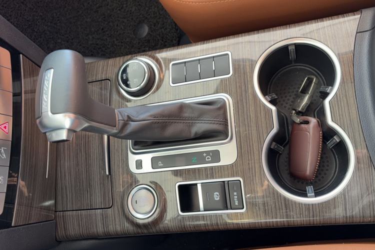 Used Haval H9 2015 2.0T Four-Wheel Drive Luxury 7-Seater
