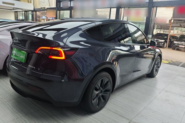 Used Tesla Model Y 2024 Rear-Wheel-Drive Version
