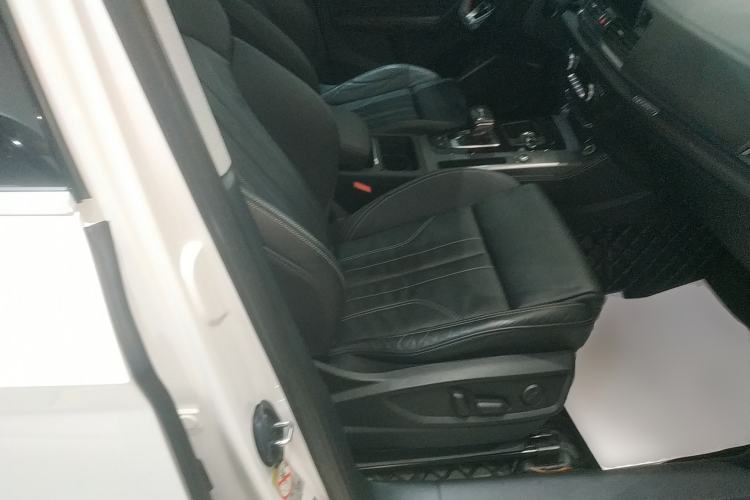 Used Audi Q5L 2022 Updated 40T Luxury Dynamic Edition