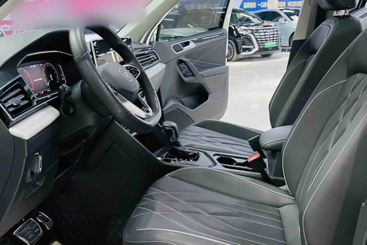 Used Volkswagen Tiguan L 2022 330TSI Automatic Two-Wheel Drive R-Line Enhanced Edition
