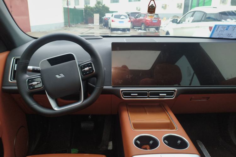 Used Li Auto L7 2023 Air model
