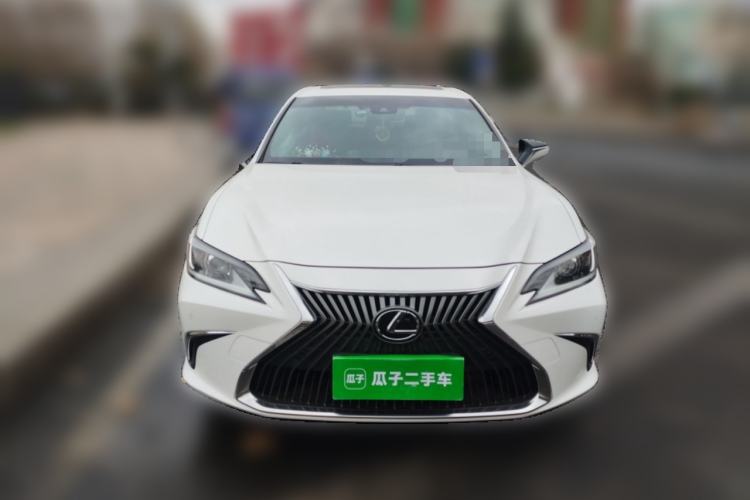 Used Lexus ES 2020 200 Excellence Edition
