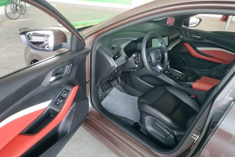 Used MG 5 2021 180 DVVT CVT Youth Luxury Edition
