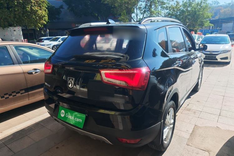 Used Baojun 560 2015 1.8L Manual Elite Model