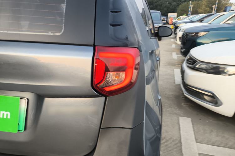 Used Chery Little Ant 2022 Sweet Pink Edition Half-Sugar Version Lithium Iron Phosphate 29.2 kWh 30 kW 301 km