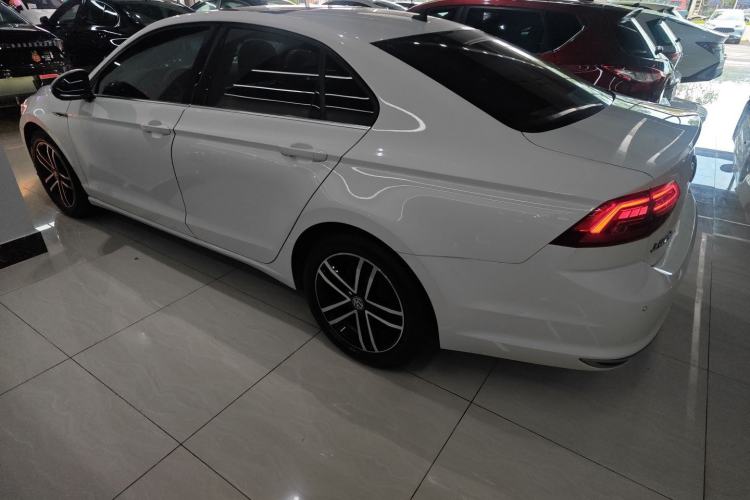 Used Volkswagen Lamando 2021 280TSI DSG Comfort Edition
