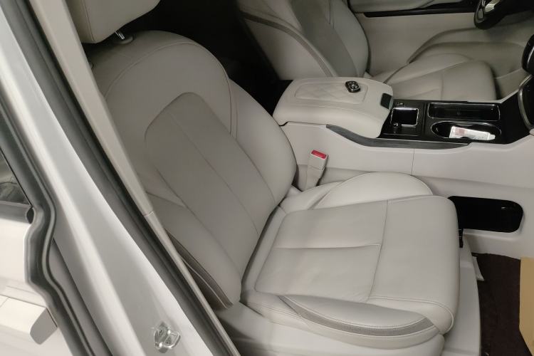 Used Buick GL8 2023 ES Lu Zun Deluxe and Yue Edition