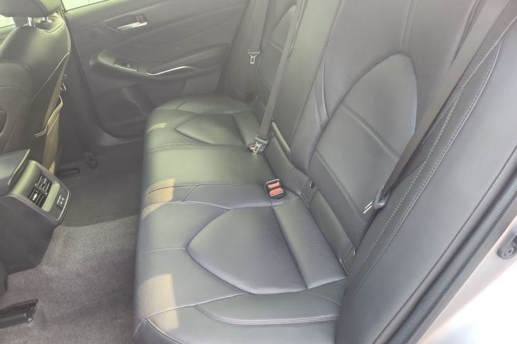 Used Toyota Avalon 2022 Dual-Engine 2.5L Luxury Edition
