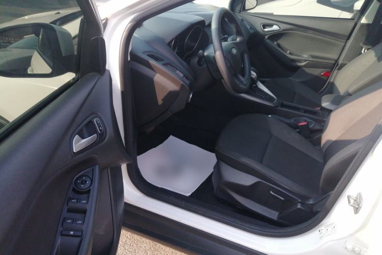 Used Ford Focus 2018 Hatchback Classic 1.6L Automatic Comfort Plus SmartDrive Edition