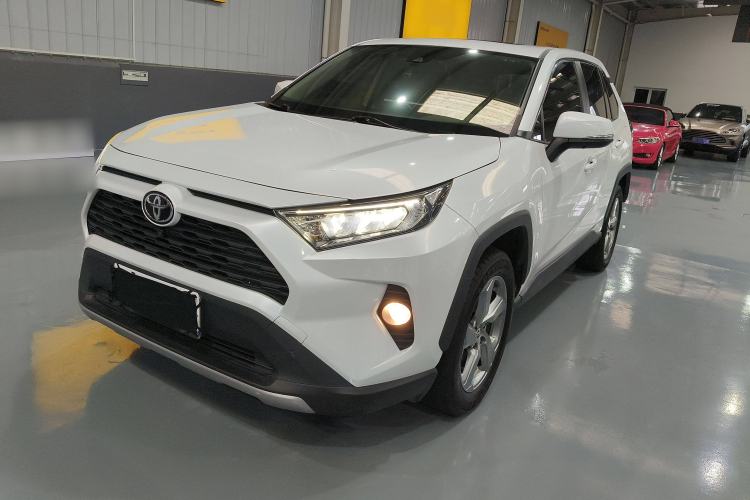 Used Toyota RAV4 2021 2.0L CVT Two-Wheel Drive Fashion PLUS Edition
