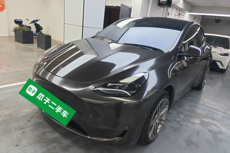 Used Tesla Model Y 2021 Long-Range All-Wheel-Drive Version