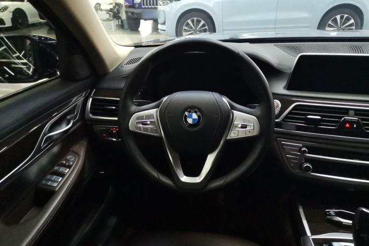 Used BMW 7 Series 2021 730Li Luxury Package