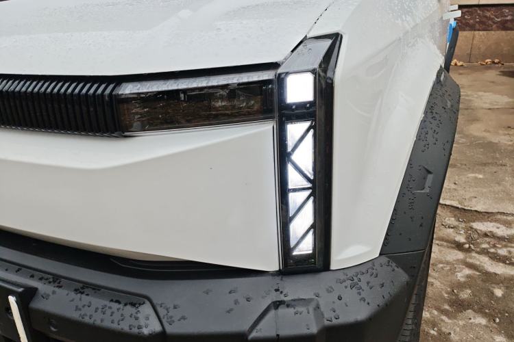 Used  03 2024 472km Four-Wheel Drive Long-Range Version
