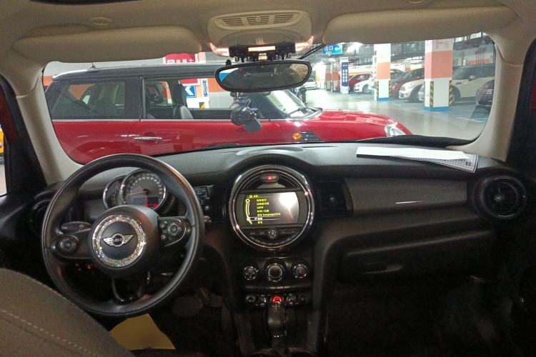 Used  MINI 2015 1.5T COOPER Fun Five-Door Edition
