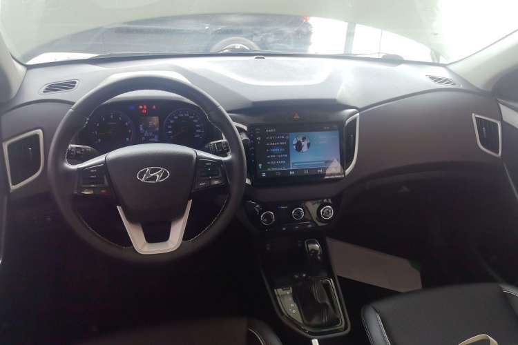 Used Hyundai ix25 2017 1.6L Automatic Smart Version
