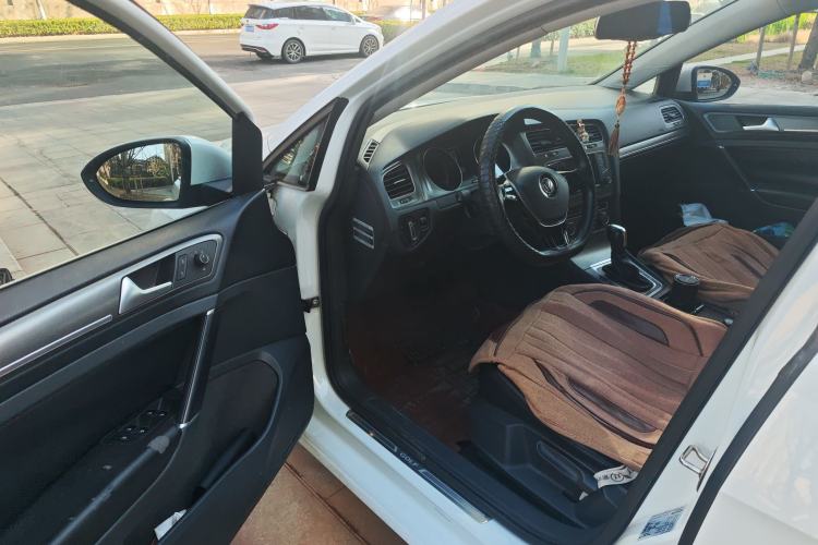 Used Volkswagen Golf 2016 230TSI Automatic Comfort Version