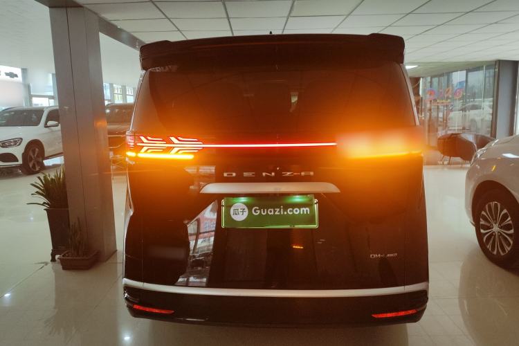 Used Denza D9 2024 DM-i 980 Four-Wheel Drive Prestige Model