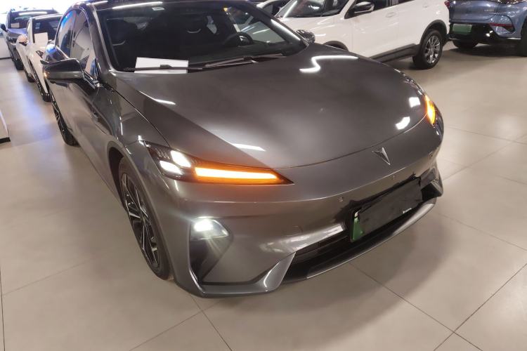 Used  L07 2024 230Max Qiankun Intelligent Driving ADS SE Range-Extended Version