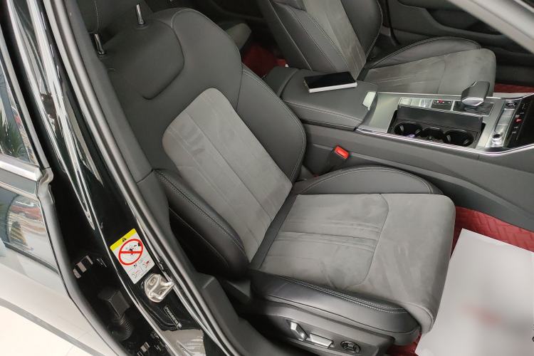 Used Audi A6L 2024 40 TFSI Luxury Dynamic Edition
