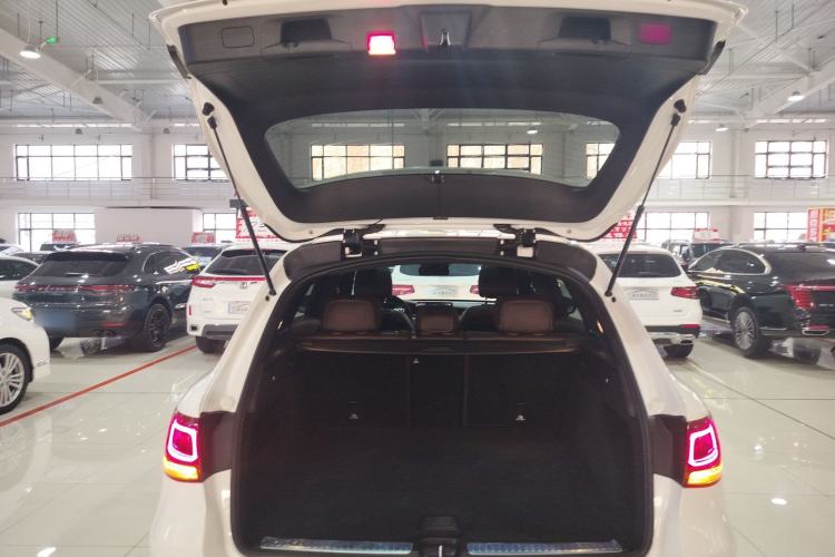 Used Mercedes-Benz GLC 2020 Facelift GLC 300 L 4MATIC Dynamic Edition