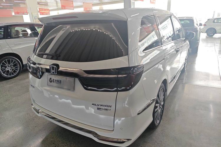 Used Honda Elysion 2022 2.0L eHEV Luxury Edition
