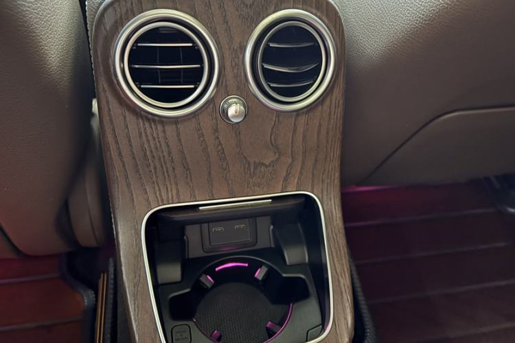 Used Mercedes-Benz E-Class 2022 E 260 L
